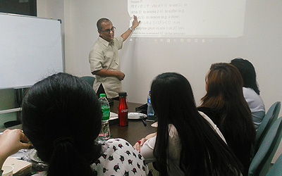 フィリピン大学で日本語を教えています
